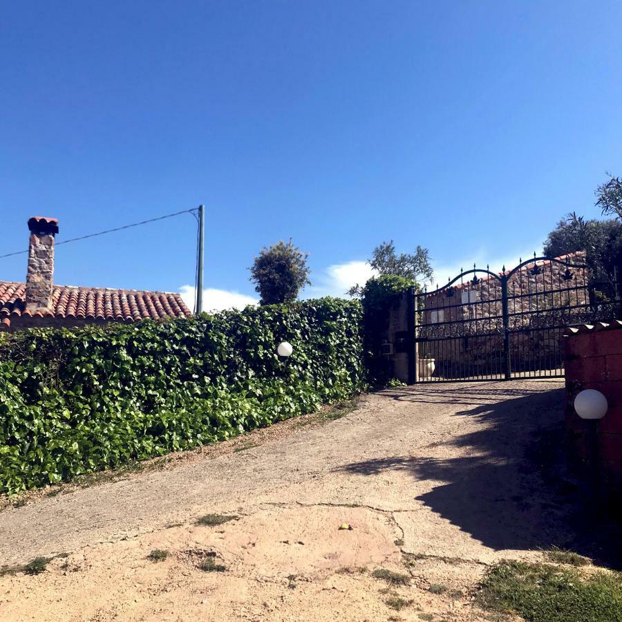 B&B La Tasgia Aggius Exterior photo